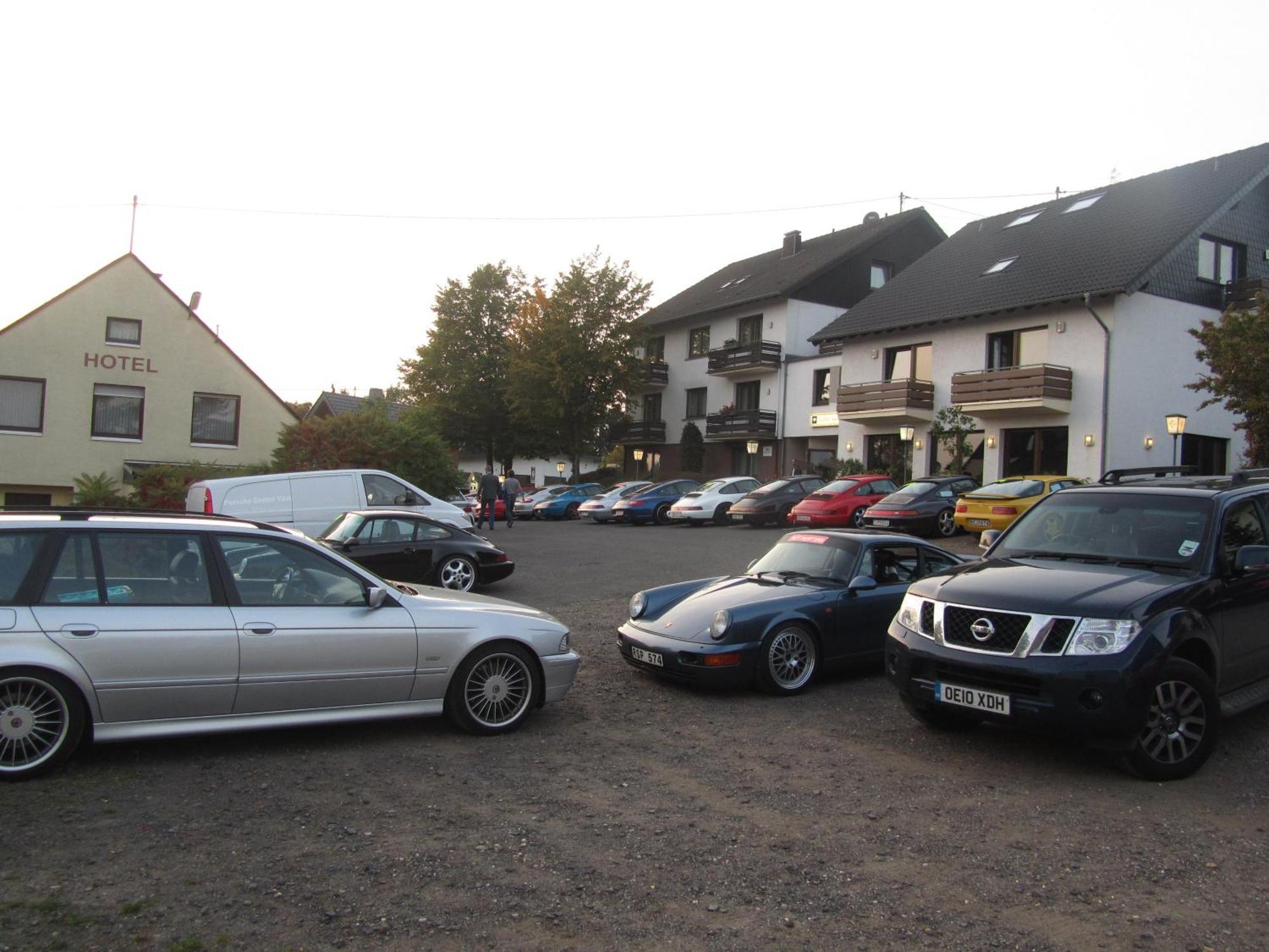 Land-Gut-Hotel Zur Burg Nuerburg Экстерьер фото